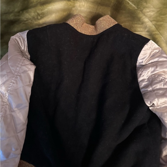 250$ drop Tommy Hilfiger gold glitter Varsity S - Picture 10 of 10